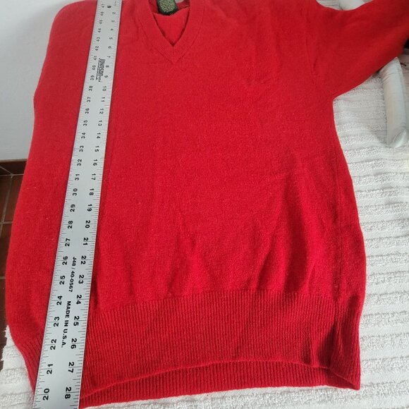 Vintage Nordstrom Mens Red V-Neck Sweater Large 100% Lambswool Pullover Cozy - Picture 7 of 7